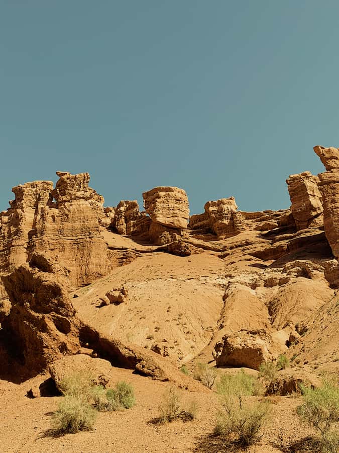 Almaty: Kolsay & Kaindy Lakes, Charyn Canyon Private Tour - Black Canyon, a short stop with a different mood