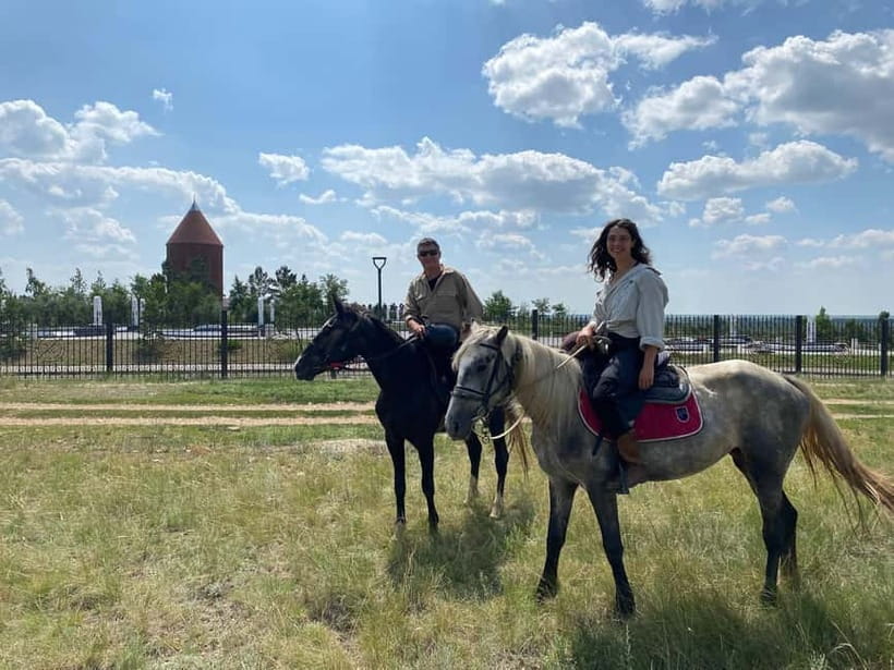 Astana: 2-Day 1-Night Ranch Stay & Tour Historic Mausoleum - Arriving at Taiburyldyn Shabysy Ranch