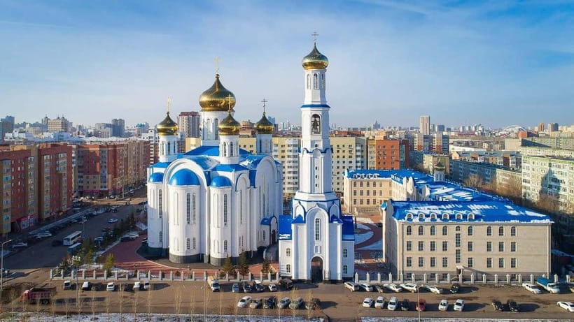 Astana City Tour: Certified Guide+Winetasting+All Inclusive - Lunch brings Kazakh or Uyghur food to the day