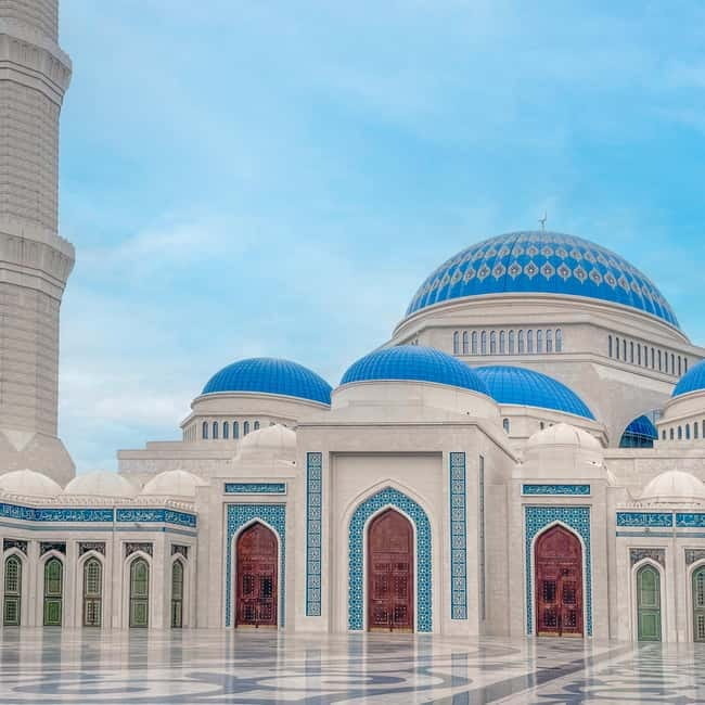 Astana City Tour: Certified Guide+Winetasting+All Inclusive - Khan Shatyr begins the architectural tour