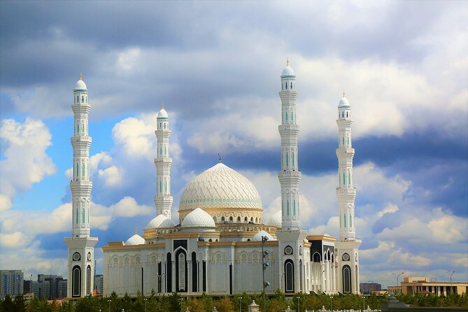 Astana Unveiled: A City Comfort tour with Lunch and Winetasting - Aqorda and the first view of modern Astana