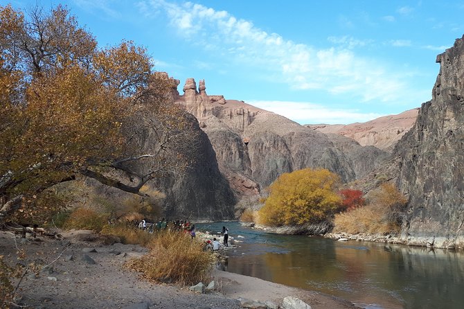Charyn canyon - Reaching the Charyn River