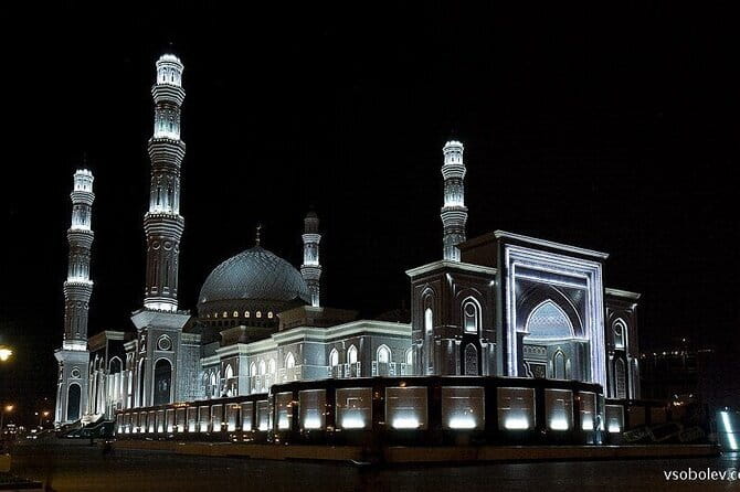 Guided Night Time Tour of Astana in a Private Car - Key points at a glance