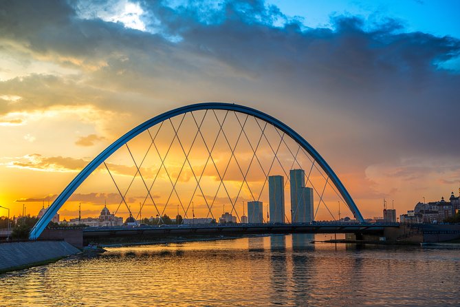 Private day tour in Nur-sultan - The Ishim River Embankment