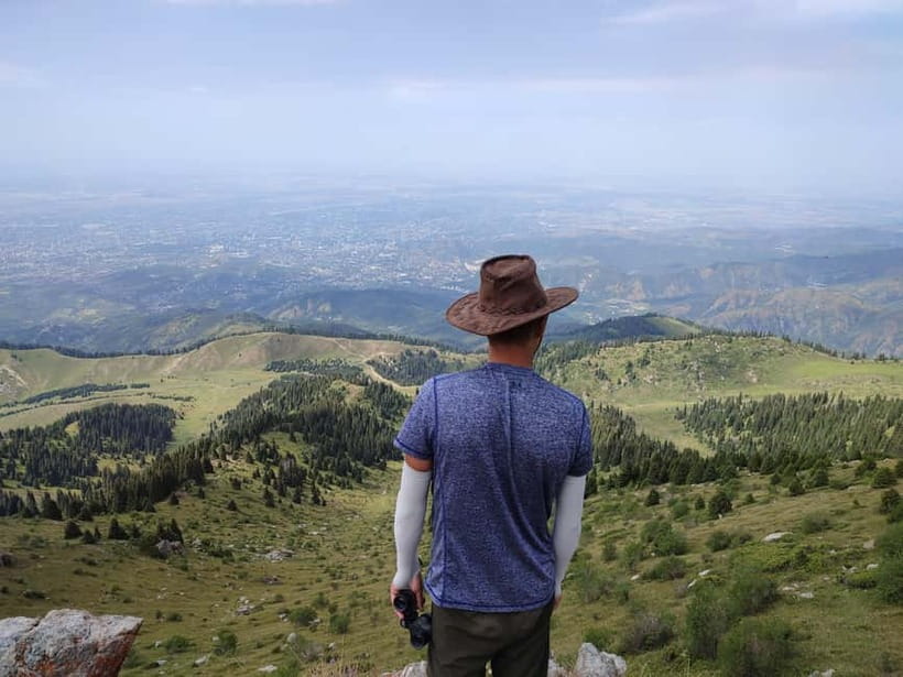 Three Brothers Peak and Kok Zhailyau: Path to the Clouds - Four details that define the day
