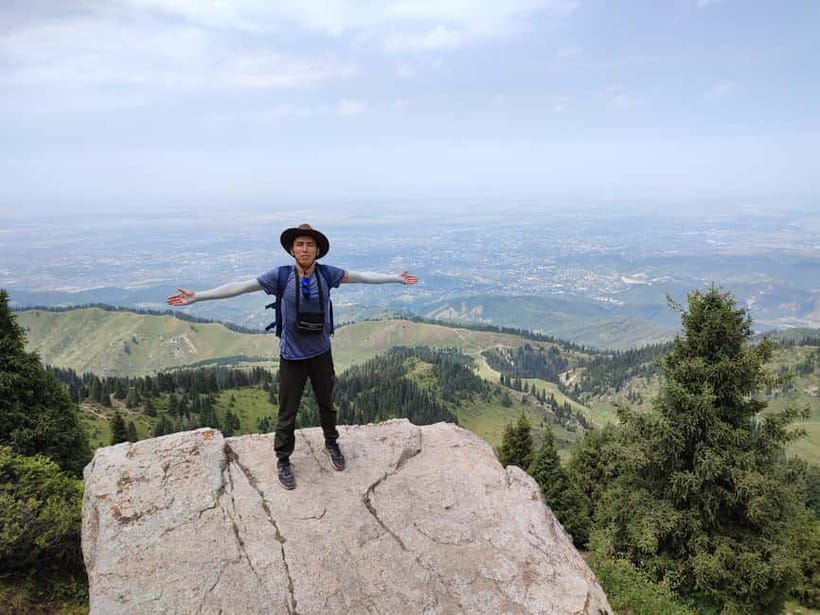 Three Brothers Peak and Kok Zhailyau: Path to the Clouds - The long walk back to Prosveschenets