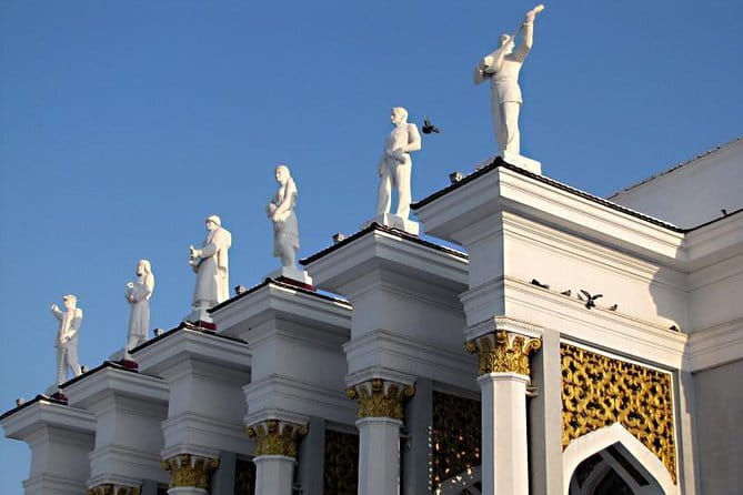 Tour to "USSR" - Key points at a glance